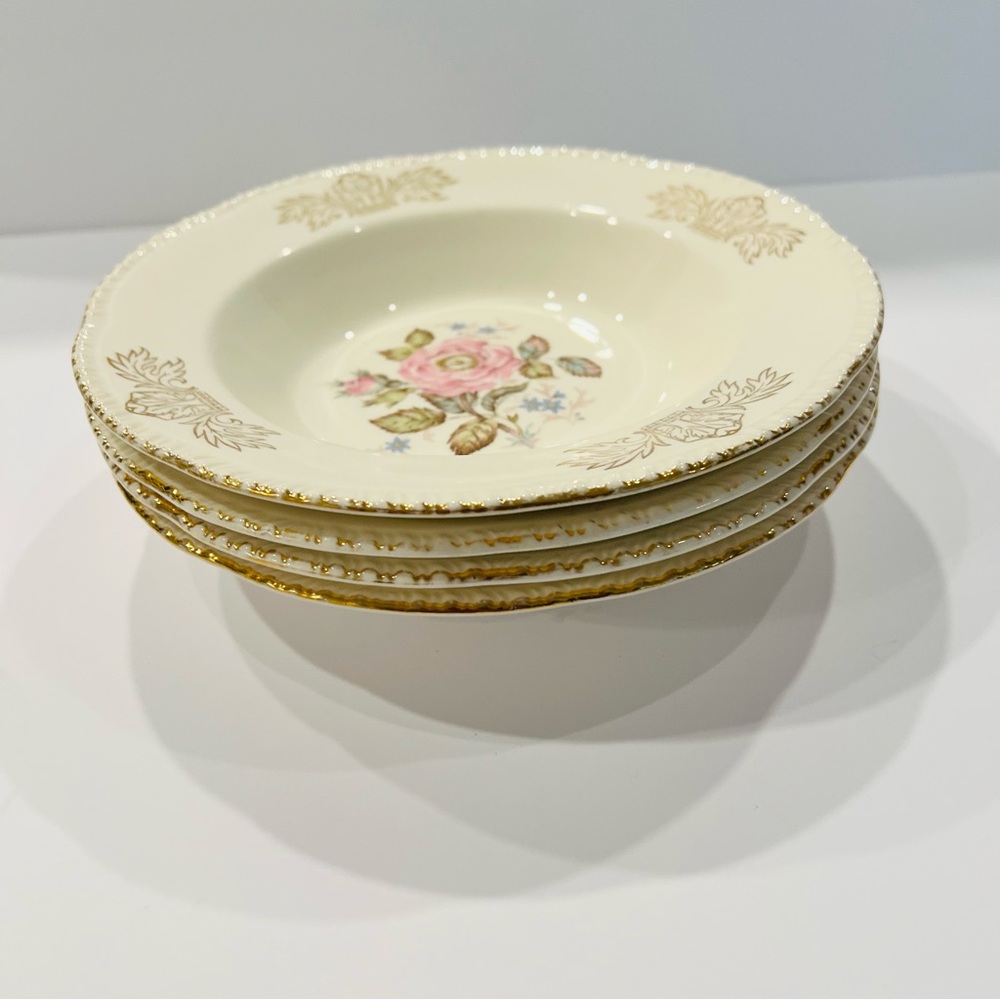 Homer Laughlin  Queen Esther Rimmed Soup Bowl